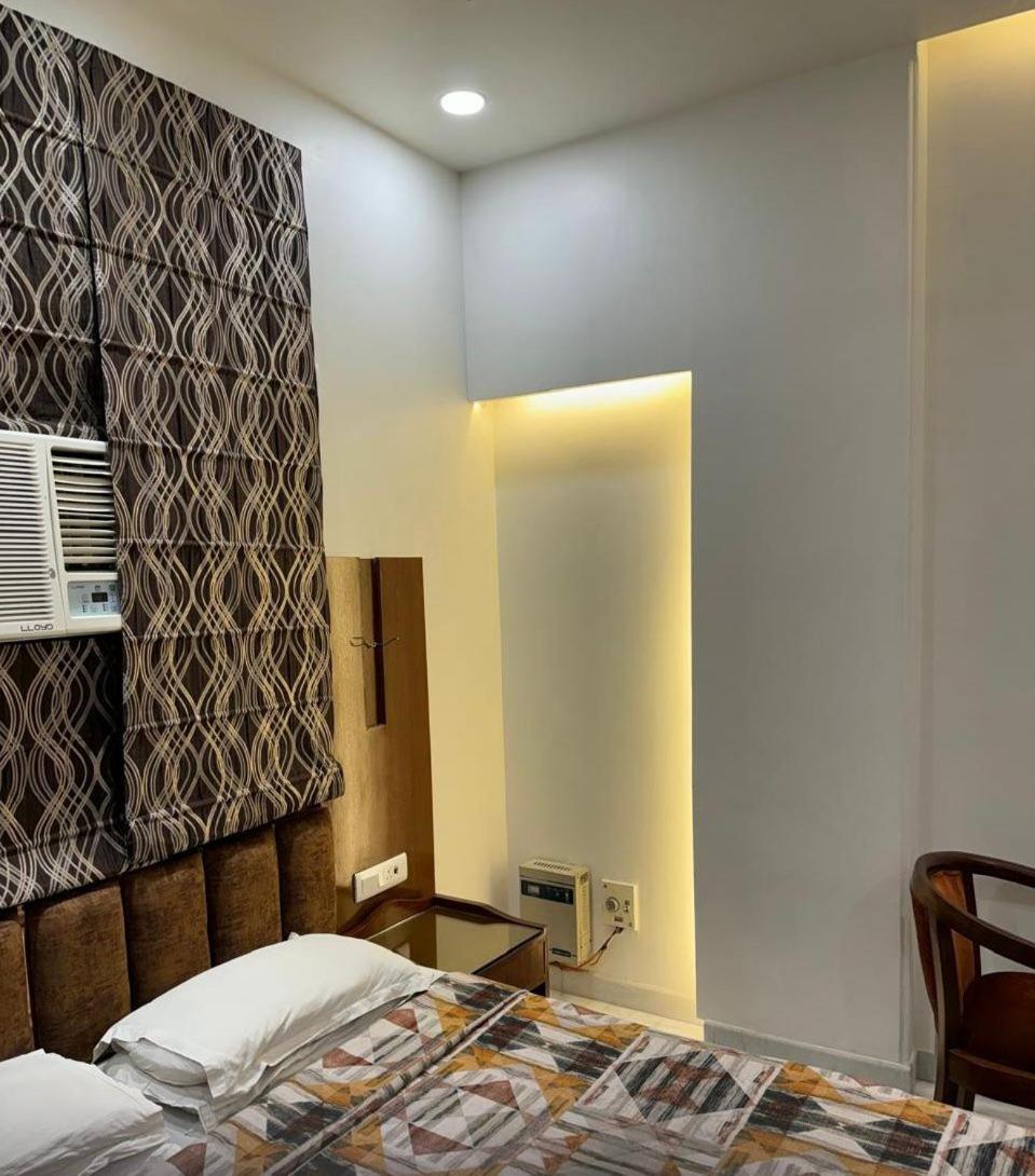 Hotel C Park - Karol Bagh, New Delhi Экстерьер фото