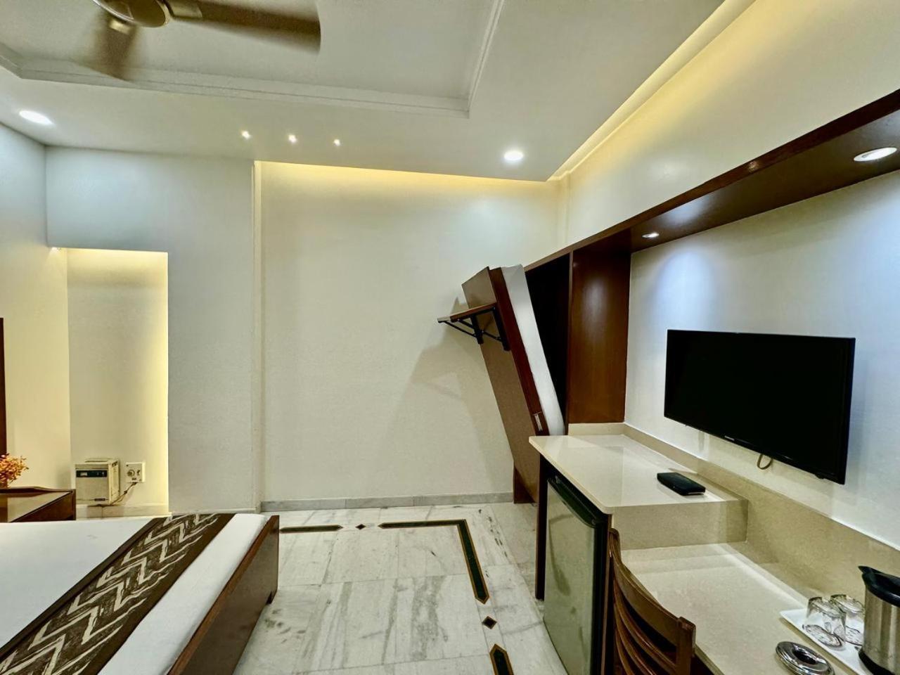 Hotel C Park - Karol Bagh, New Delhi Экстерьер фото
