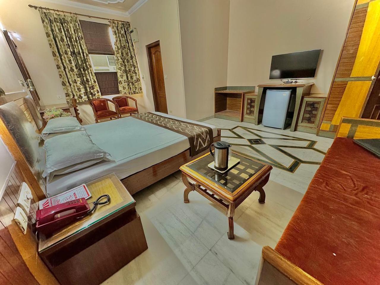 Hotel C Park - Karol Bagh, New Delhi Экстерьер фото